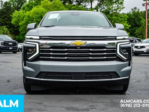 Used 2025 Chevrolet Tahoe LT AWD/4WD image 10