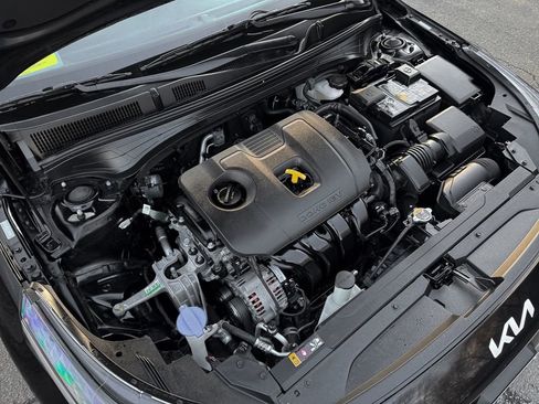 Used 2024 Kia Forte LXS image 28