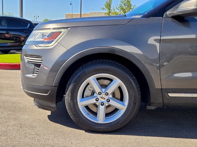 Used 2018 Ford Explorer XLT FWD image 9