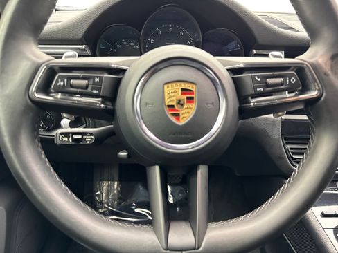 Used 2023 Porsche Macan AWD/4WD image 56