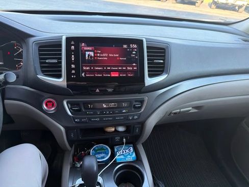 Used 2017 Honda Pilot EX-L image 7