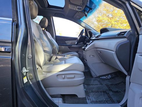 Used 2011 Honda Odyssey EX-L image 11