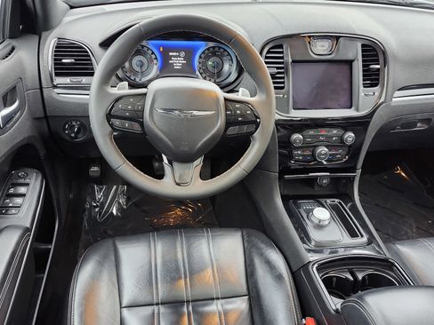 Used 2023 Chrysler 300 S image 28
