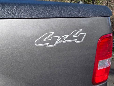 Used 2006 Ford F150 XLT image 25