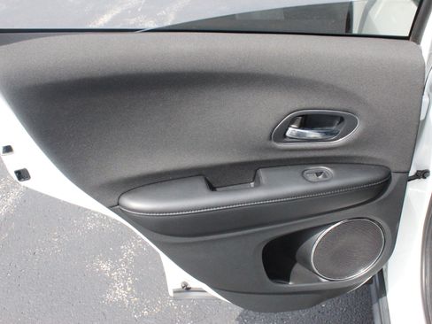 Used 2022 Honda HR-V EX image 24