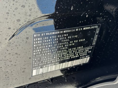 New 2025 Volkswagen Tiguan S image 31
