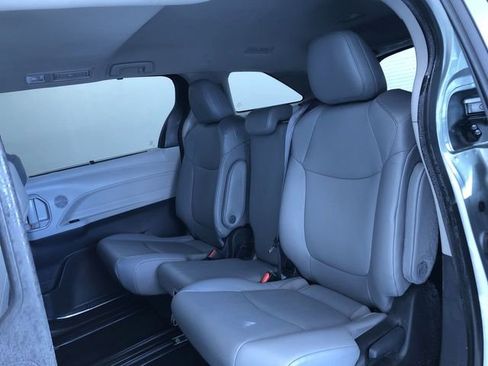 Certified 2024 Toyota Sienna XLE image 20