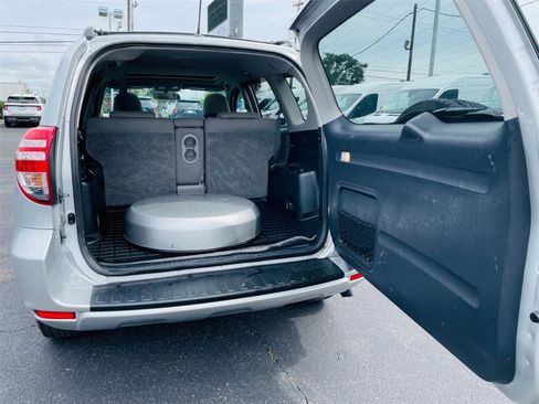 Used 2011 Toyota RAV4 2WD w/ Upgrade Value Pkg image 30