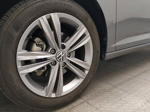 Used 2023 Volkswagen Jetta SE FWD image 31