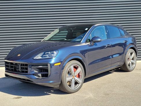 New 2026 Porsche Cayenne S image 1