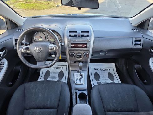 Used 2011 Toyota Corolla S image 9