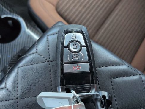 Used 2023 Ford Bronco Outer Banks AWD/4WD image 28