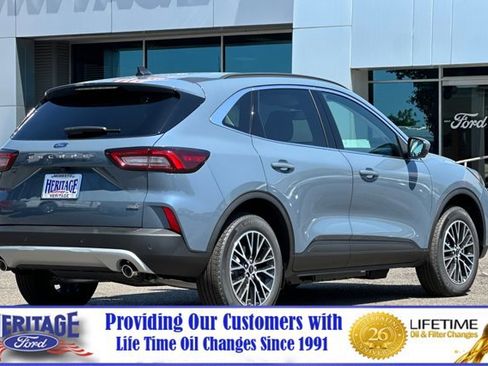 New 2025 Ford Escape SE w/ PHEV Premium Package image 4