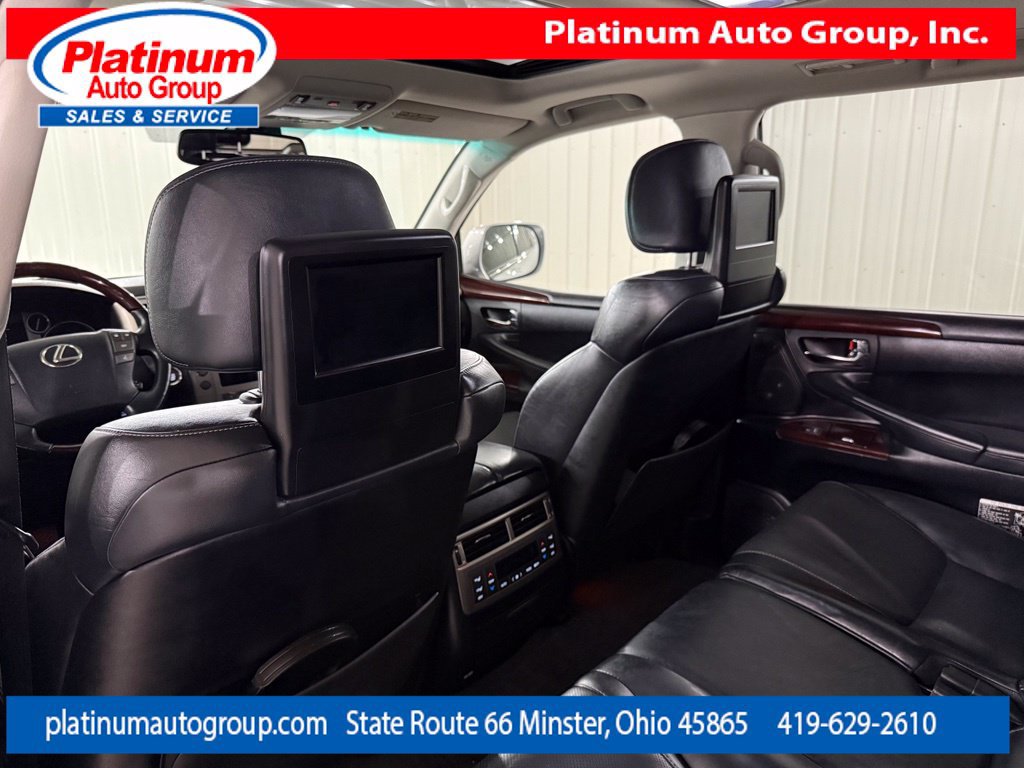 Used 2014 Lexus LX 570 4WD w/ Luxury Package image 46