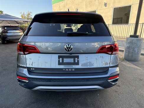 Used 2024 Volkswagen Taos SE FWD image 5
