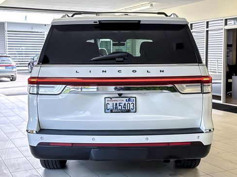 Certified 2023 Lincoln Navigator L Black Label AWD/4WD image 5