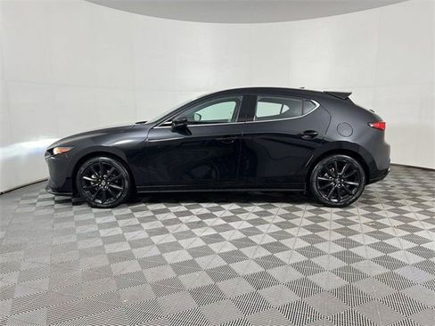 New 2026 MAZDA MAZDA3 Hatchback w/Premium Plus Pkg image 5