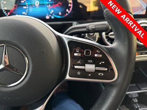 Used 2021 Mercedes-Benz GLA 250 4MATIC image 19