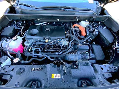 Used 2024 Toyota RAV4 XLE Premium image 61