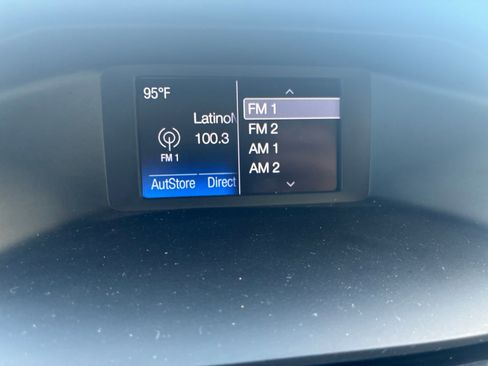 Used 2016 Ford Focus SE w/ SE Power Seat Package image 21