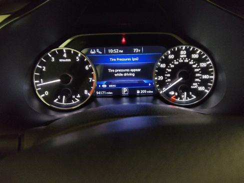 Used 2020 Nissan Murano SV FWD image 23