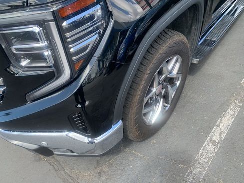 Used 2023 GMC Sierra 1500 SLT w/ SLT Premium Plus Package image 2