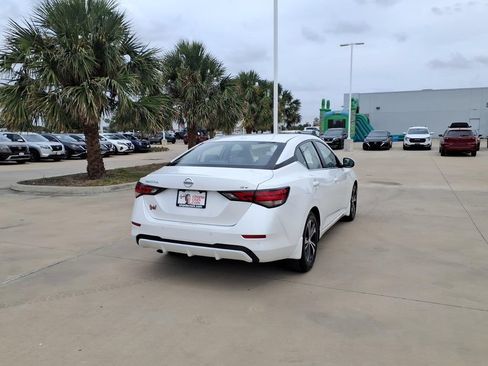 Used 2023 Nissan Sentra SV FWD image 8