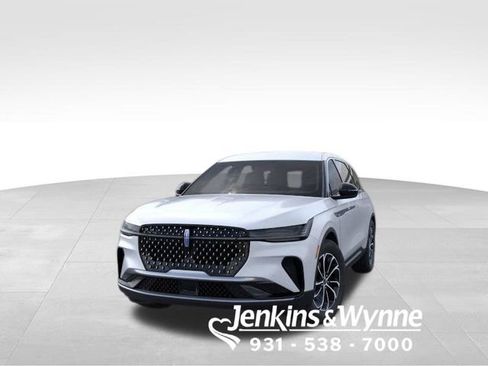 New 2026 Lincoln Nautilus Premier image 2