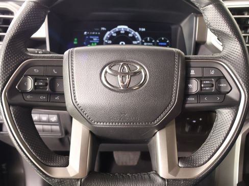 Used 2025 Toyota Sequoia SR5 AWD/4WD image 3