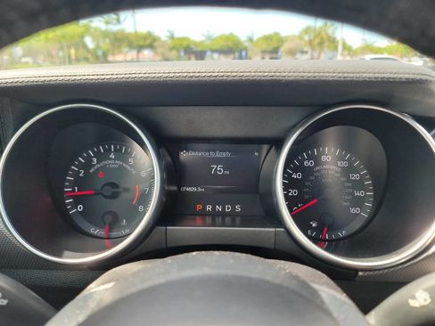 Used 2019 Ford Mustang Coupe w/ Equipment Group 101A RWD image 18
