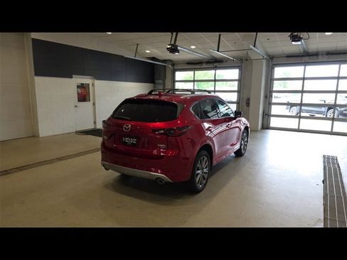 New 2025 MAZDA CX-5 Signature image 39