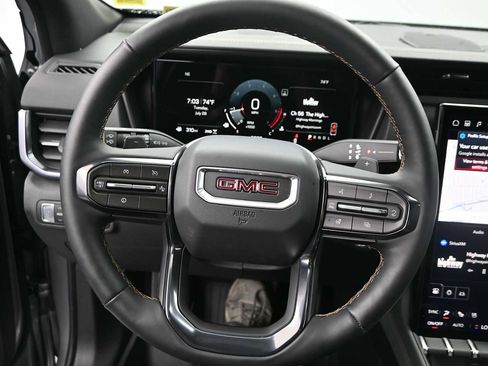 Used 2026 GMC Terrain AT4 w/ Convenience Package III AWD/4WD image 14