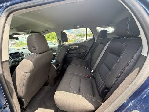 Used 2022 GMC Terrain SLE w/ Driver Convenience Package FWD image 18