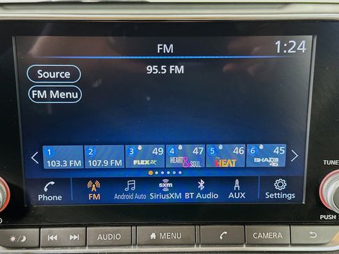 Used 2024 Nissan Sentra SV image 21