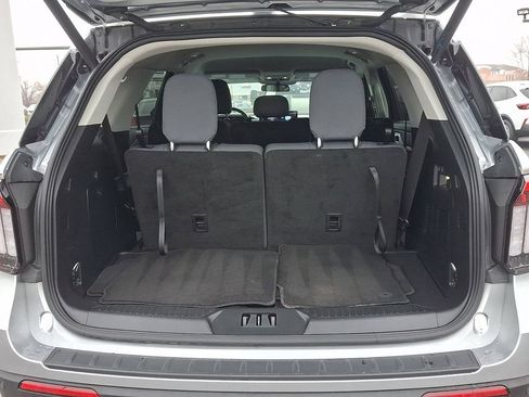 Certified 2025 Ford Explorer Active image 29