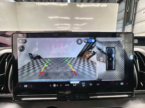 New 2025 Ford Expedition Max Active image 23