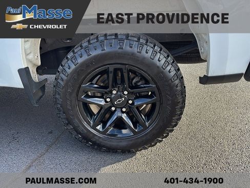 Certified 2022 Chevrolet Silverado 1500 Custom Trail Boss image 8