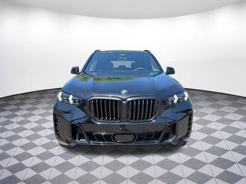 Used 2024 BMW X5 xDrive40i w/ M Sport Package AWD/4WD image 6
