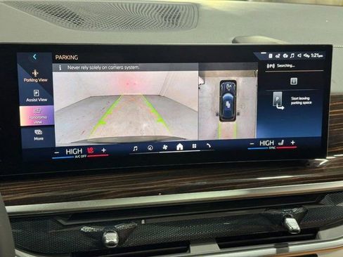 New 2026 BMW X5 xDrive50e w/ M Sport Package image 34