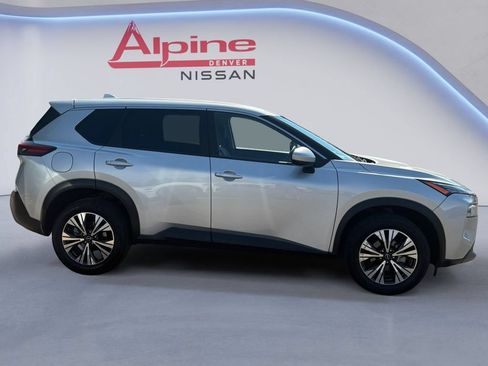 Used 2023 Nissan Rogue SV FWD image 6