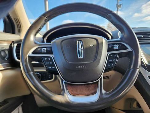 Used 2020 Lincoln Nautilus Reserve AWD/4WD image 21