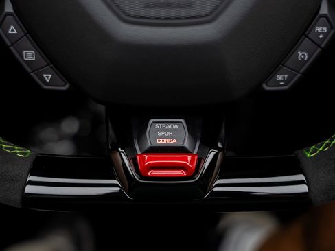 Used 2024 Lamborghini Huracan EVO AWD/4WD image 42