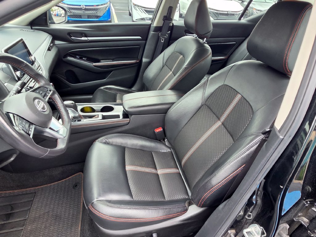 Certified 2025 Nissan Altima 2.5 SR FWD image 15