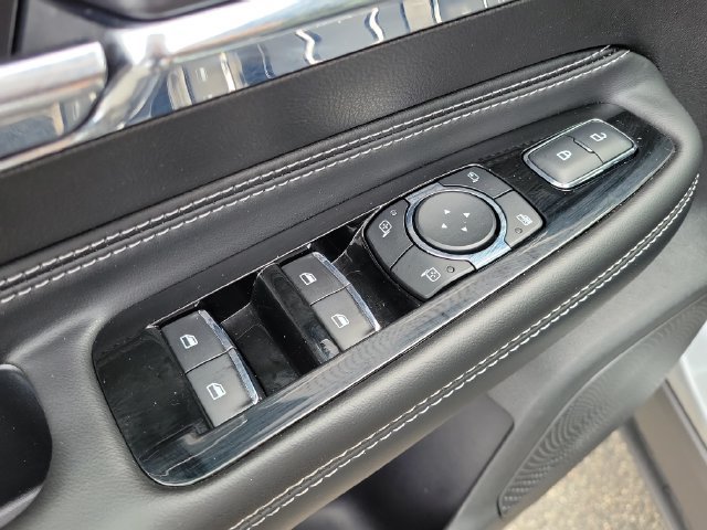 Used 2023 Lincoln Corsair AWD image 8