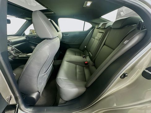 Used 2023 Lexus IS 300 w/ Comfort Package RWD image 27