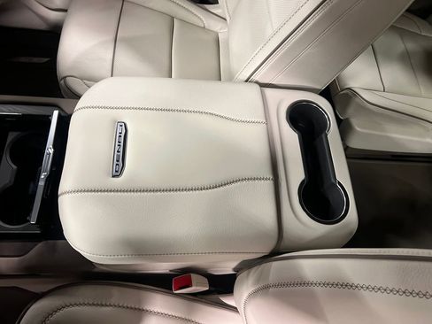 New 2026 GMC Yukon XL Denali AWD/4WD image 27