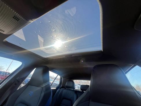 Used 2024 Volkswagen Golf R image 23