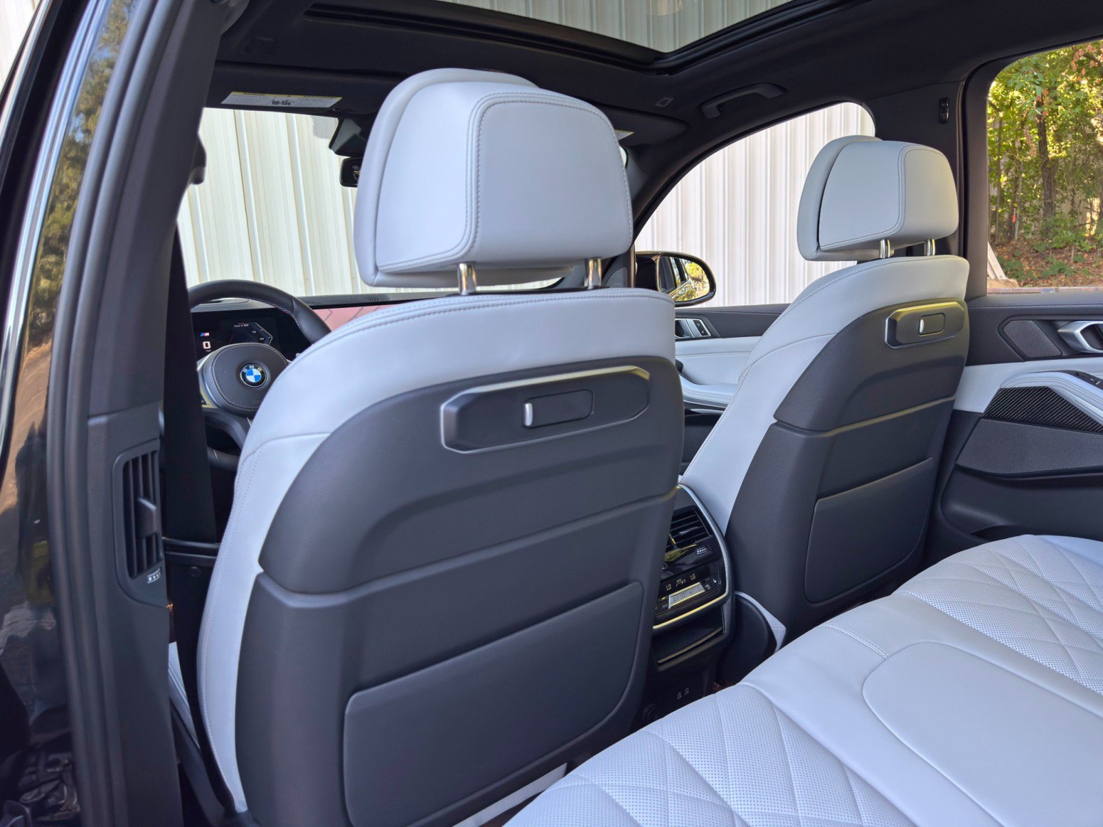 Used 2025 BMW X5 M60i w/ Climate Comfort Package AWD/4WD image 42
