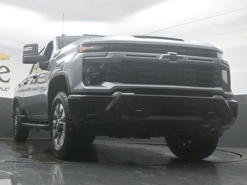 New 2026 Chevrolet Silverado 2500 Custom AWD/4WD image 3
