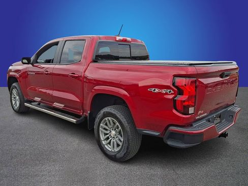 Used 2024 Chevrolet Colorado LT w/ LT Convenience Package II AWD/4WD image 6